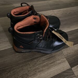 ACE Work Boots Size 8 Women